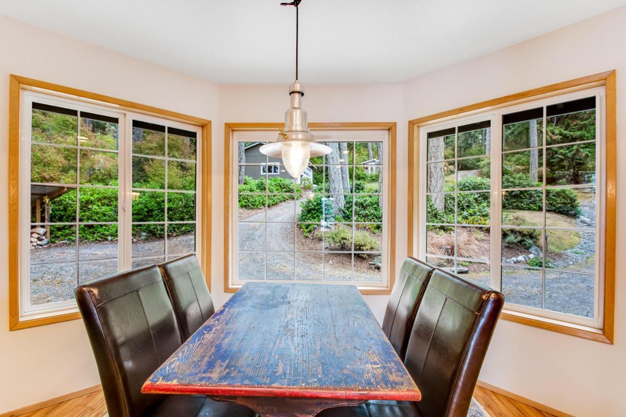 Snug Harbor Hideout Villa Islandale Bagian luar foto